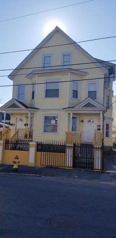 81 Bailey St unit 1, Lawrence, MA 01843 - photo 1