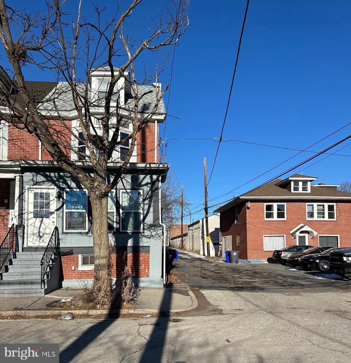 115 E 3rd St, Pottstown, PA 19464 - photo 1