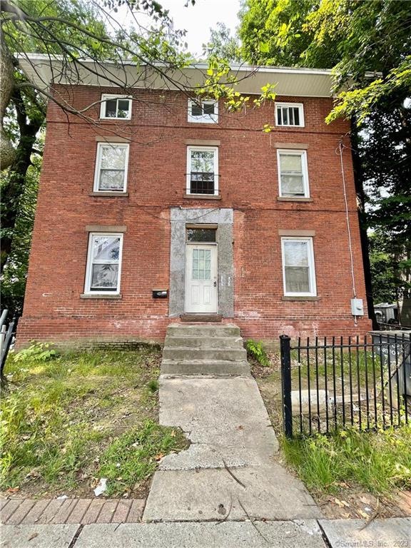 135 Capen St, Hartford, CT 06120 - photo 1