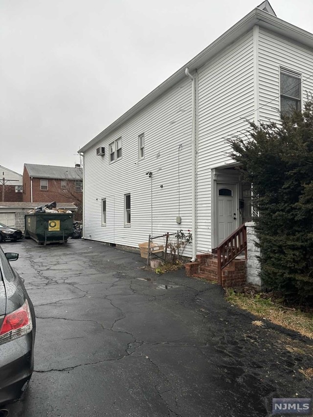 123-125 Knickerbocker Ave unit 1, Paterson, NJ 07503 - photo 1