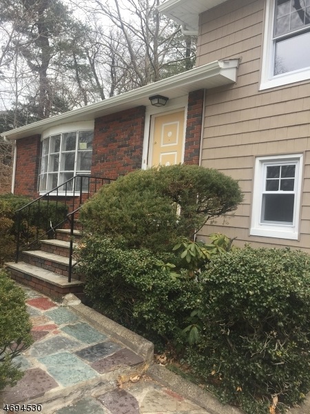 62 Rock Spring Ave, West Orange, NJ 07052 - photo 1