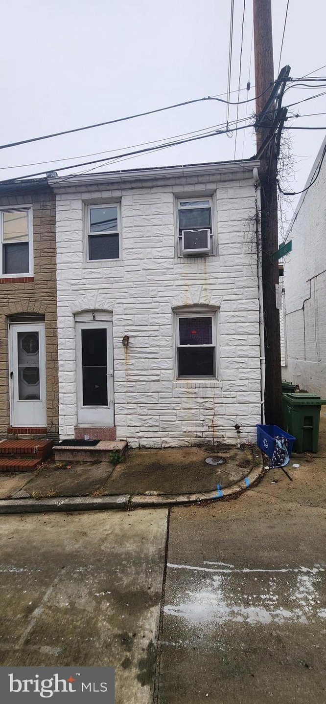 510 S Madeira St, Baltimore, MD 21231 - photo 1