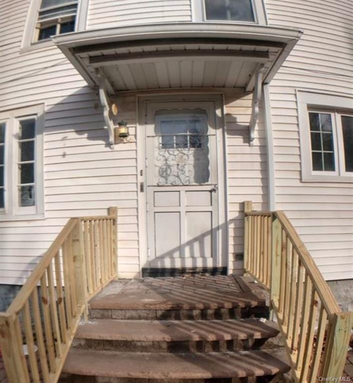 61 E Main St unit Back, Washingtonville, NY 10992 - photo 1