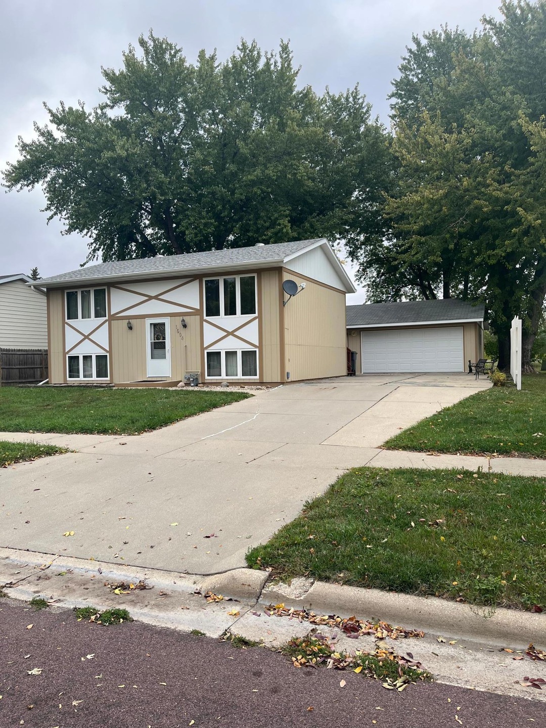 Sold $208,000
