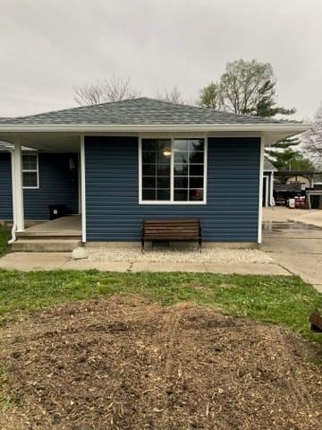 712 N 12th St, Elwood, IN 46036 - photo 1