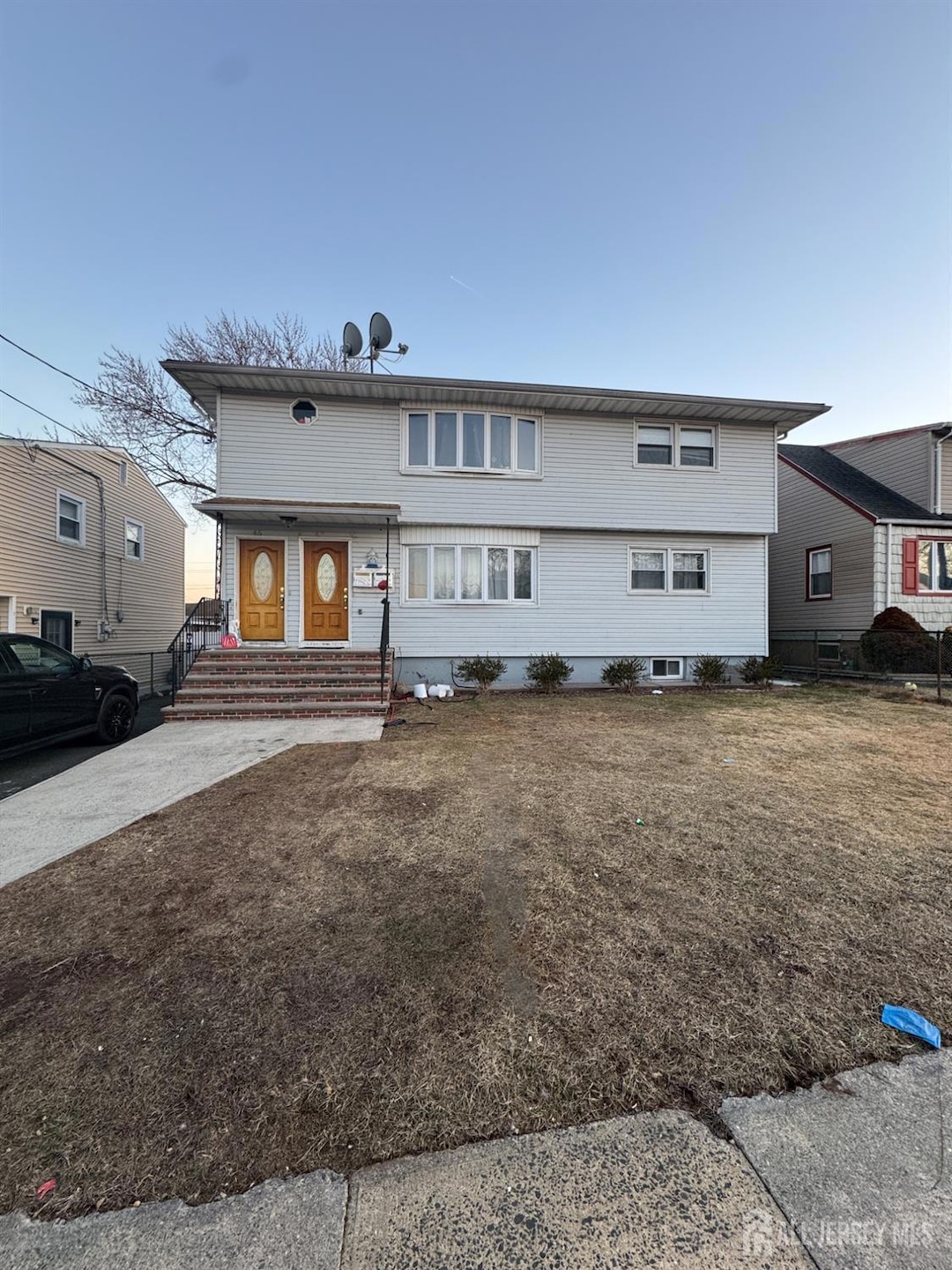 45 Spruce St unit 1, Carteret, NJ 07008 - photo 1