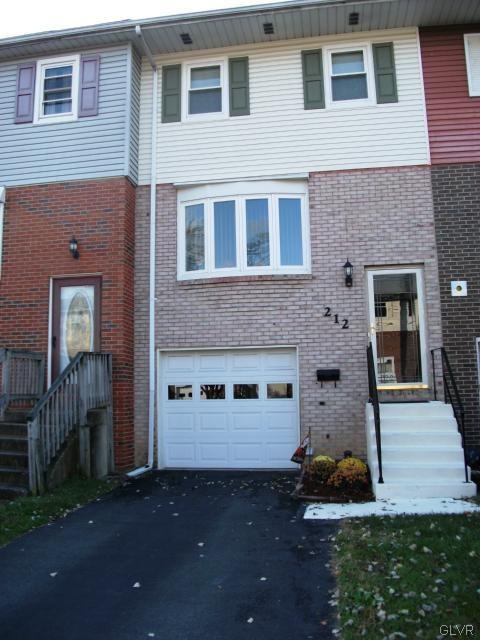 212 Old Forge Dr, Bath, PA 18014 - photo 1