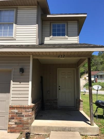 632 E Coffee Way, Fayetteville, AR 72701 - photo 1