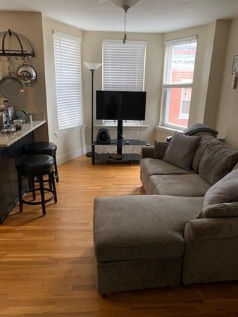 10 Sheafe St unit 8, Boston, MA 02113 - photo 1