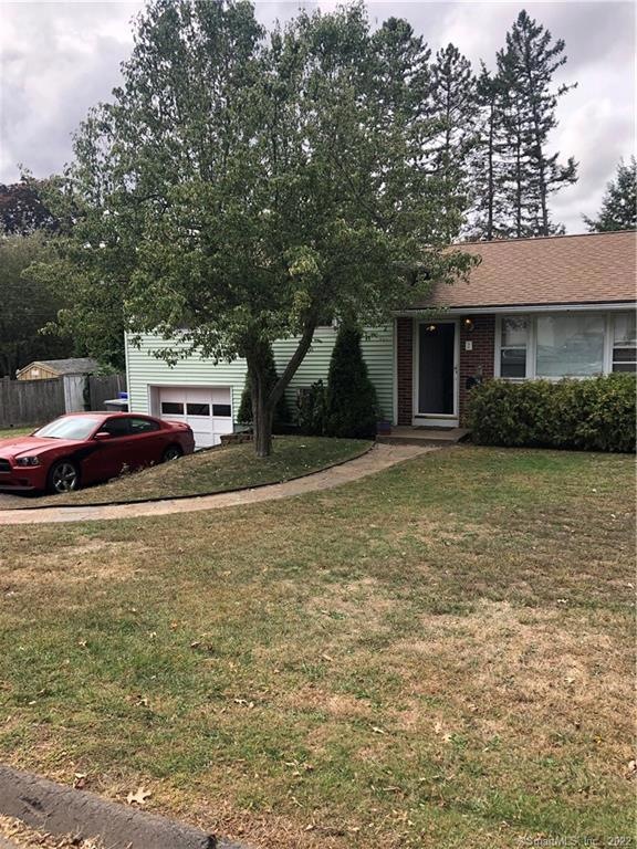 2 Stacey Ln, Enfield, CT 06082 - photo 1