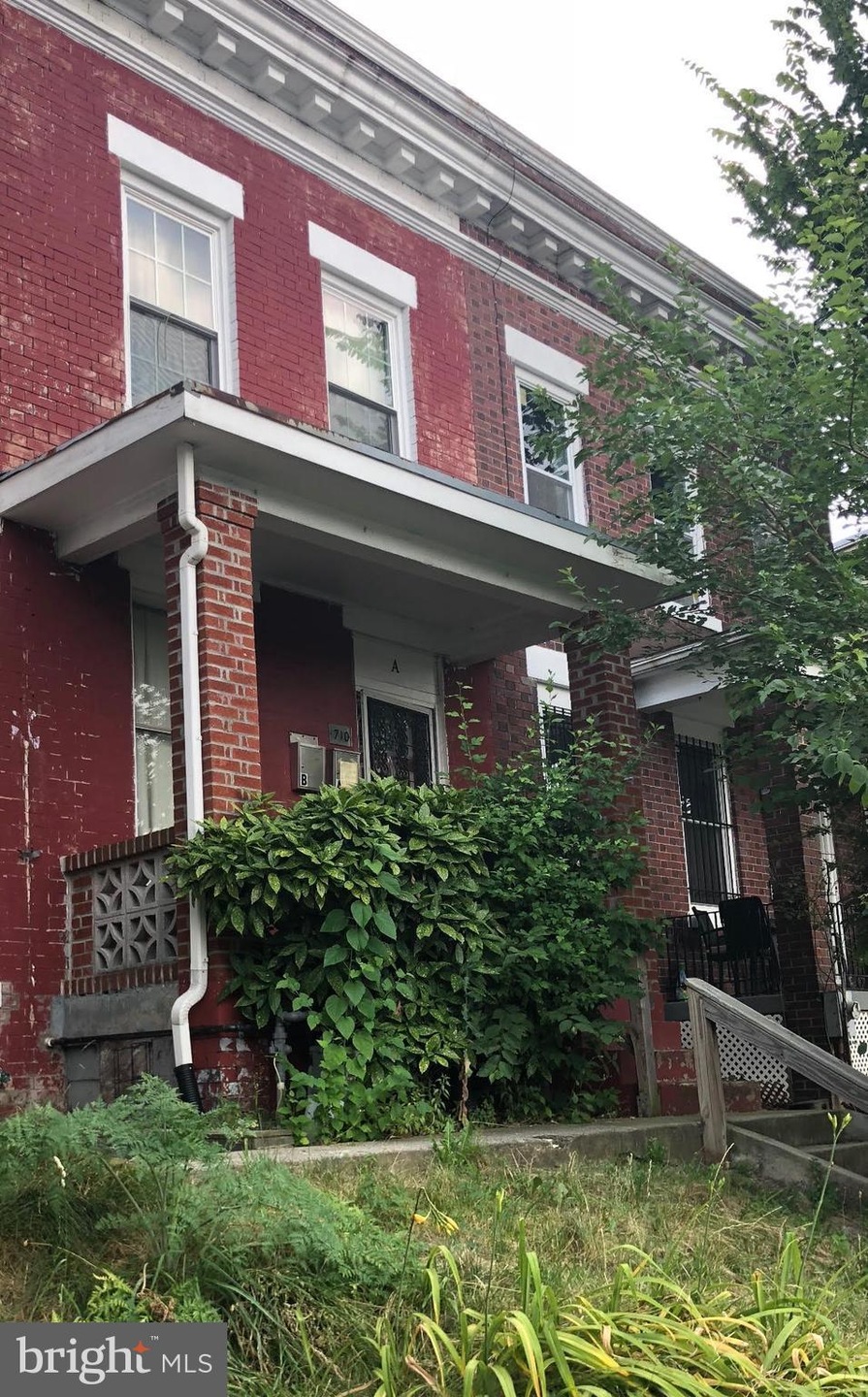 710 Columbia Rd NW, Washington, DC 20001 - photo 1