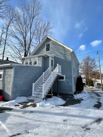 48 Richardson St unit 2, Wakefield, MA 01880 - photo 1