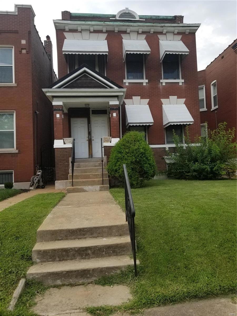4525 Harris Ave, Saint Louis, MO 63115 - photo 1