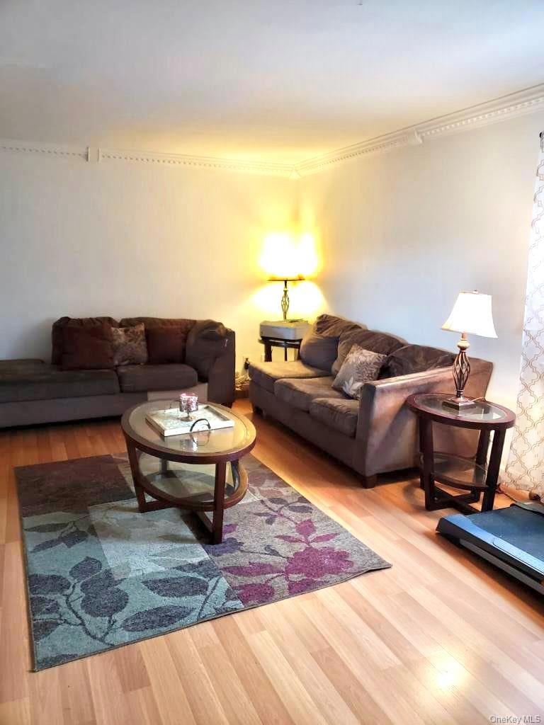 19 Old Mamaroneck Rd unit 5G, White Plains, NY 10605 - photo 1