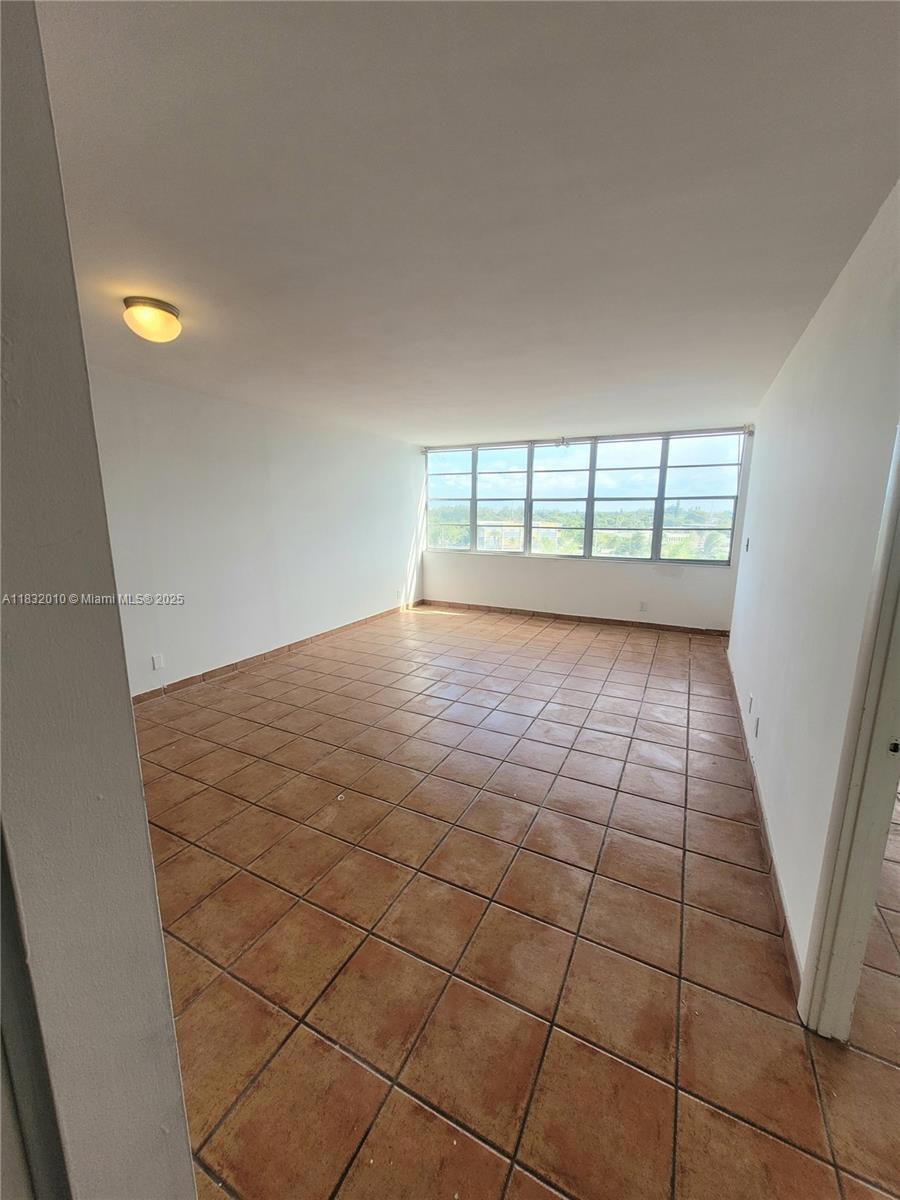 For Rent $1,300/month