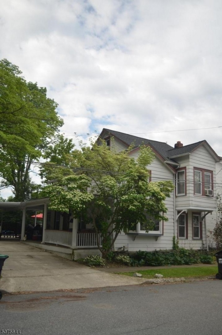 60 Front St, Belvidere, NJ 07823 - photo 1