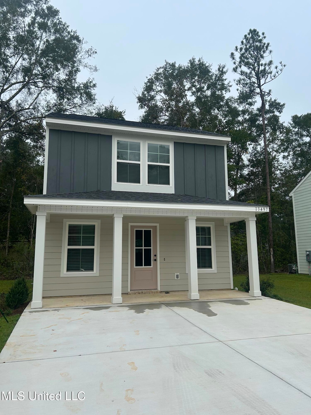 13497 Dee Ave, Gulfport, MS 39503 - photo 1