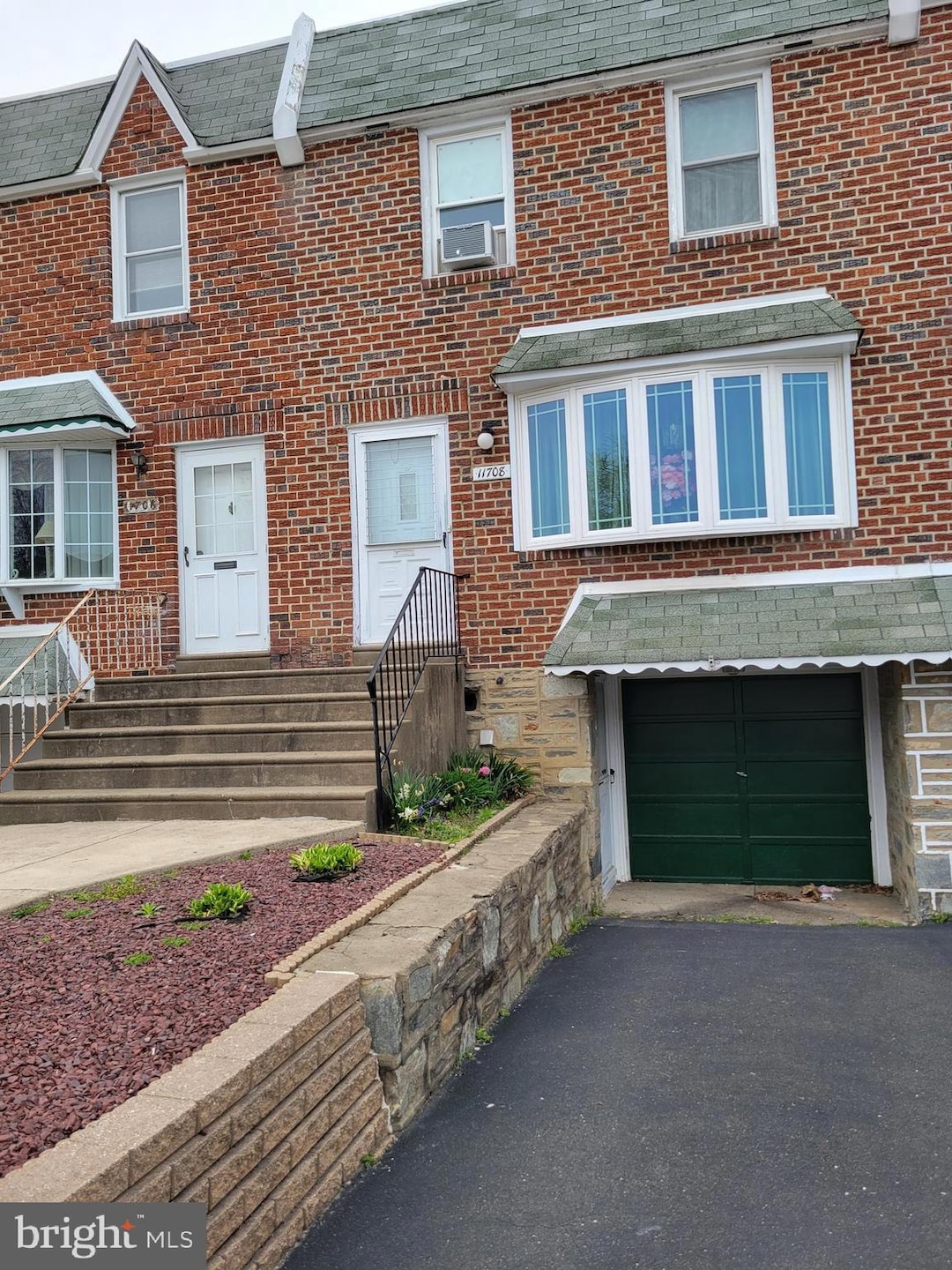 11708 Millbrook Rd, Philadelphia, PA 19154 For Sale