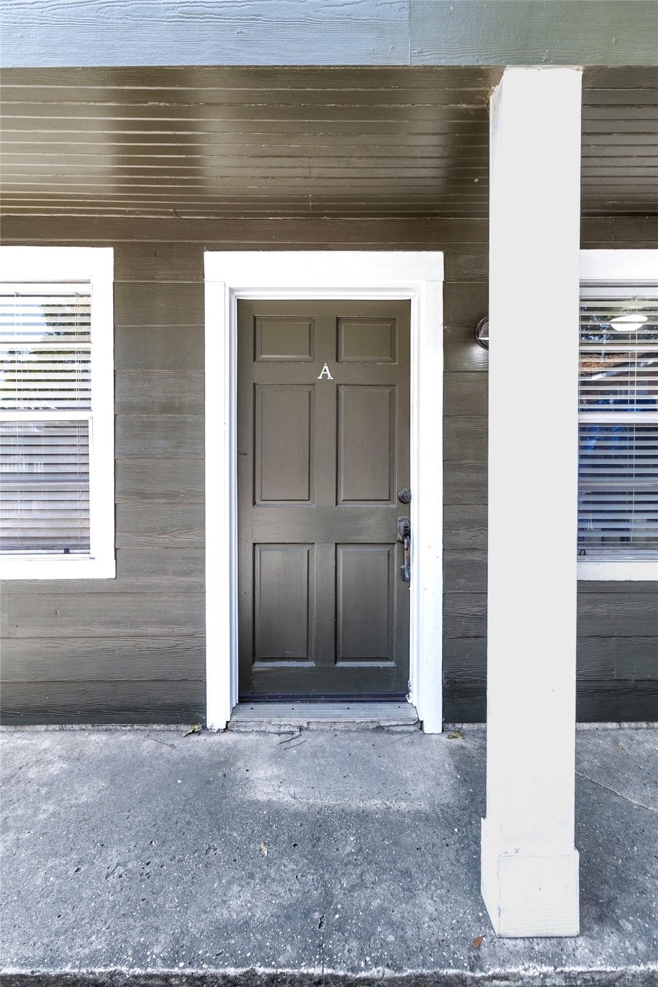 4809 Mcewen St, Houston, TX 77009 - photo 1