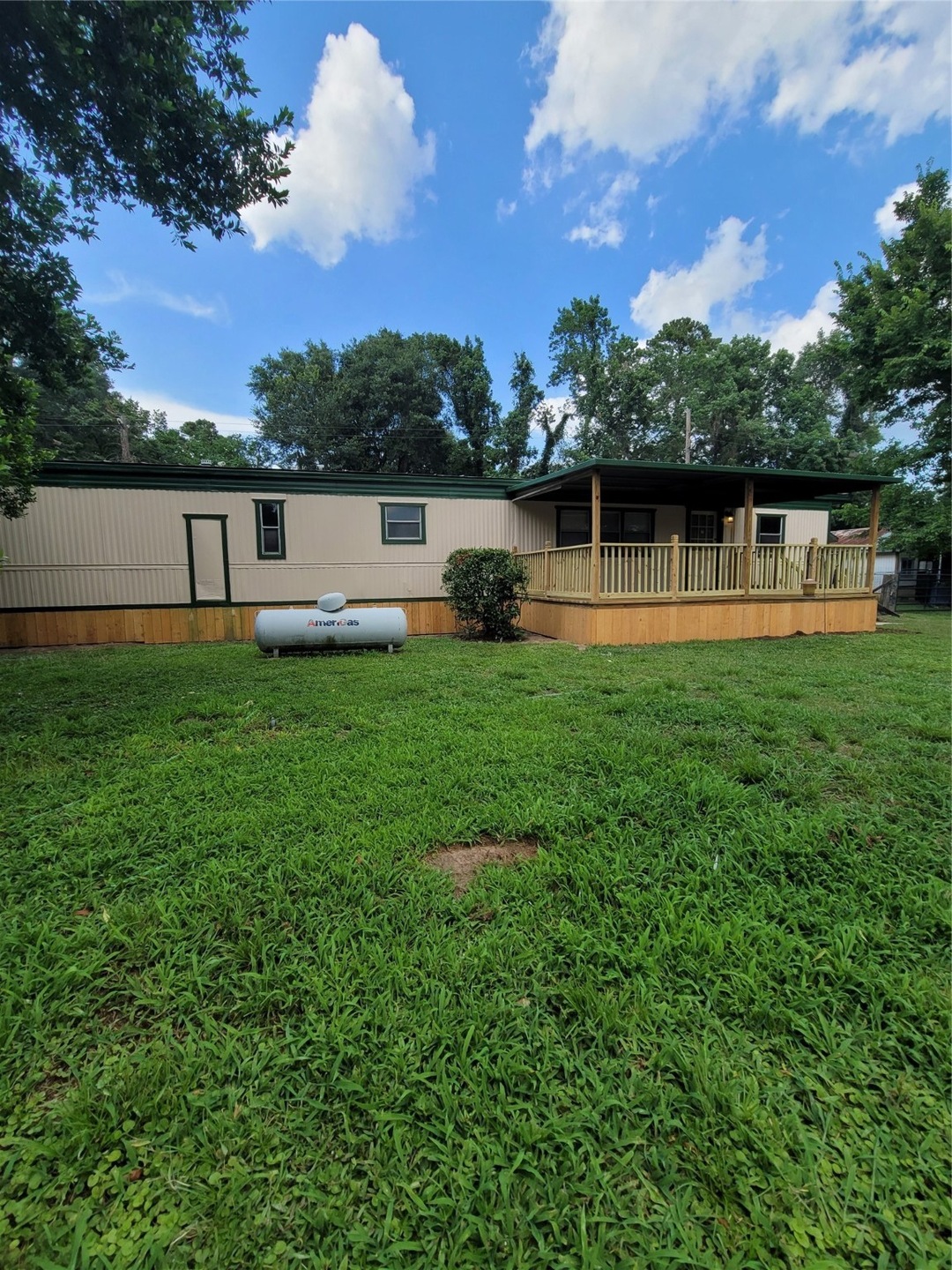 28307 Red Fox, Pinehurst, TX 77362 - photo 1