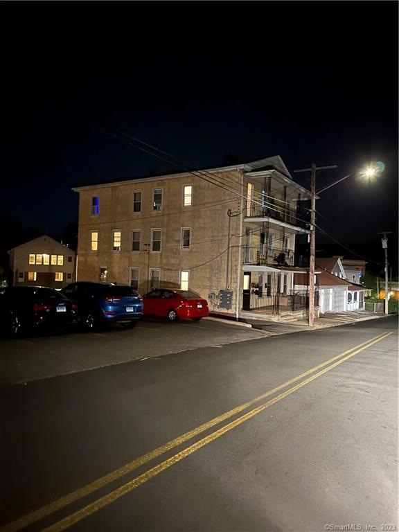 39 Oak St unit 1, Naugatuck, CT 06770 - photo 1