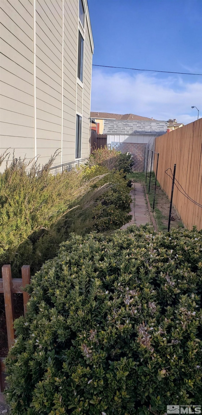 1520 Steven Ct, Sparks, NV 89431 - photo 1