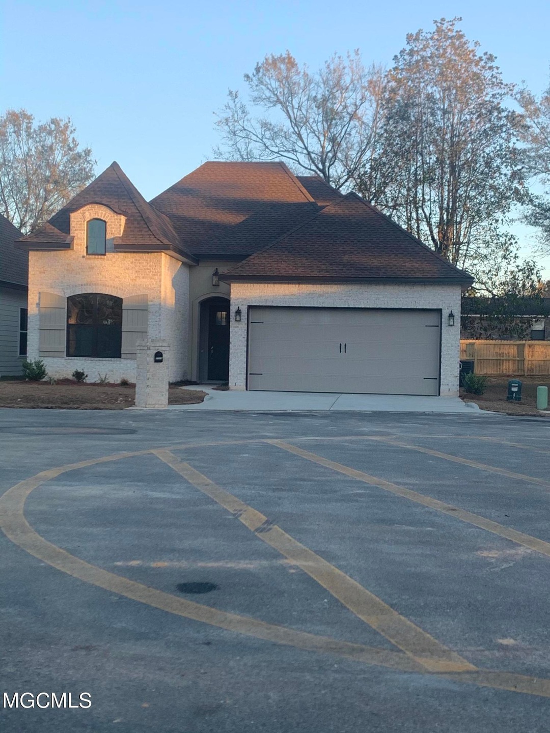 29A00A3E-1626-4607-83B5-916F085DBE7F