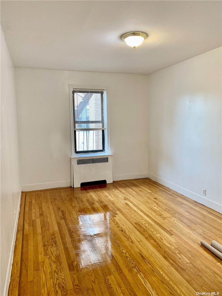 144-16 35th Ave unit 3D, Flushing, NY 11354 - photo 1