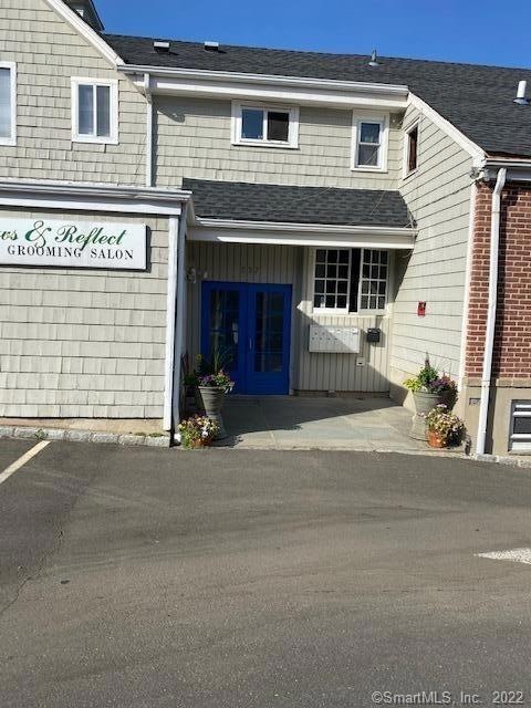 537 Post Rd, Darien, CT 06820 - photo 1