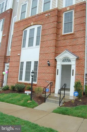 14728 Potomac Branch Dr unit 483A, Woodbridge, VA 22191 - photo 1