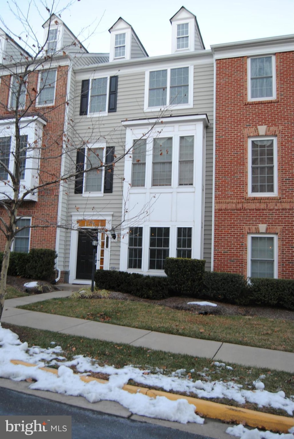 14769 Potomac Branch Dr unit 20, Woodbridge, VA 22191 - photo 1