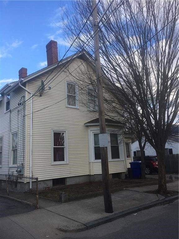 32 Garden St unit 2, Pawtucket, RI 02860 - photo 1