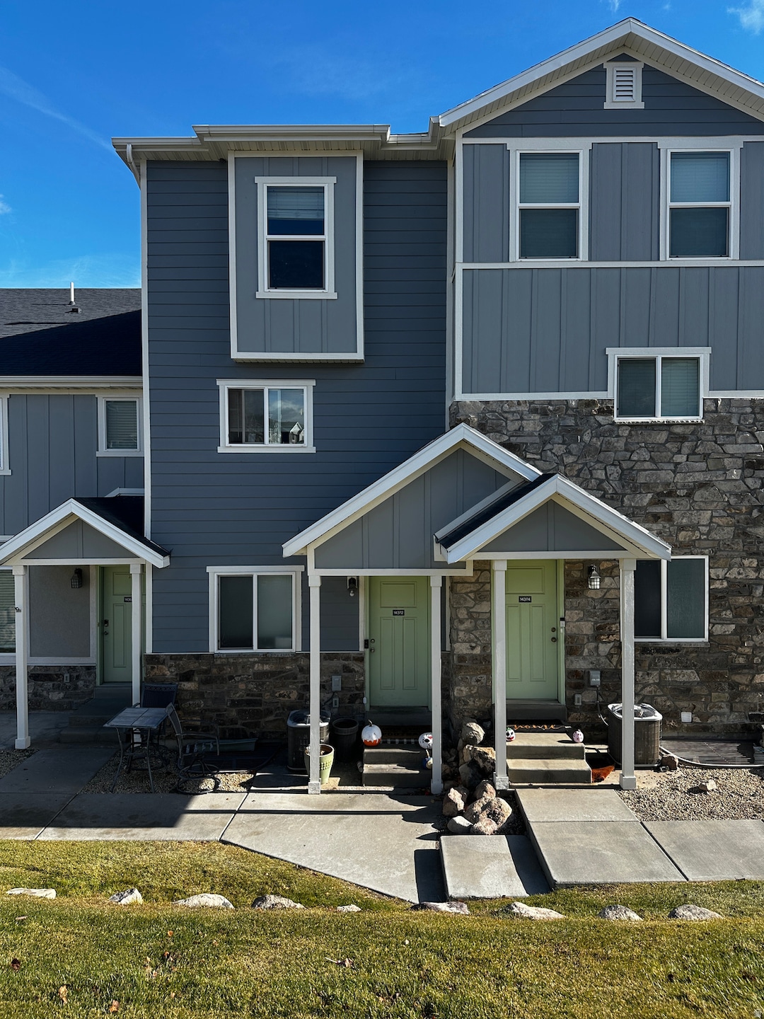 14372 S Penrhy Ct, Herriman, UT 84096 - photo 1