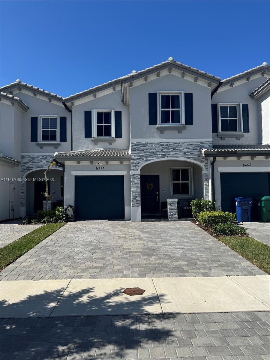 16227 SW 291st St, Homestead, FL 33033 - photo 1