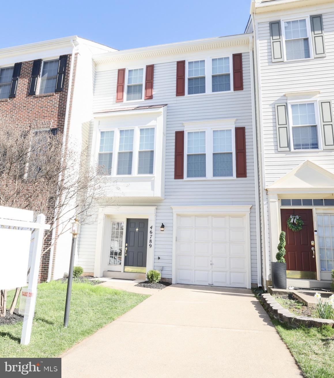 46789 Keswick Square, Sterling, VA 20165 - photo 1