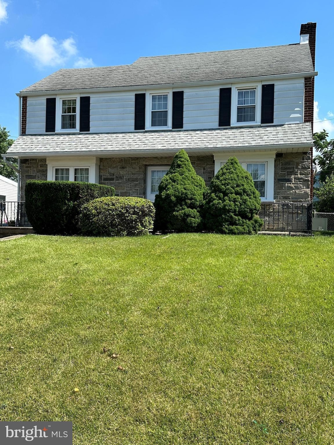 528 Holmes Rd, Morton, PA 19070 - photo 1