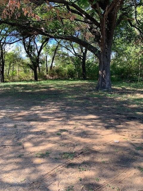 518 Baurline St, Fort Worth, TX 76111 - photo 1