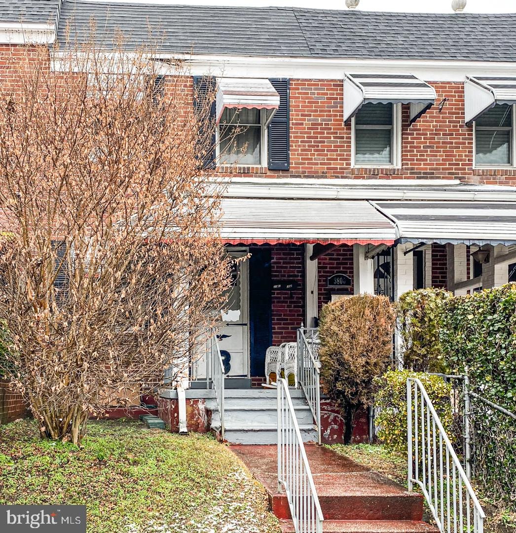 3802 Flowerton Rd, Baltimore, MD 21229 - photo 1