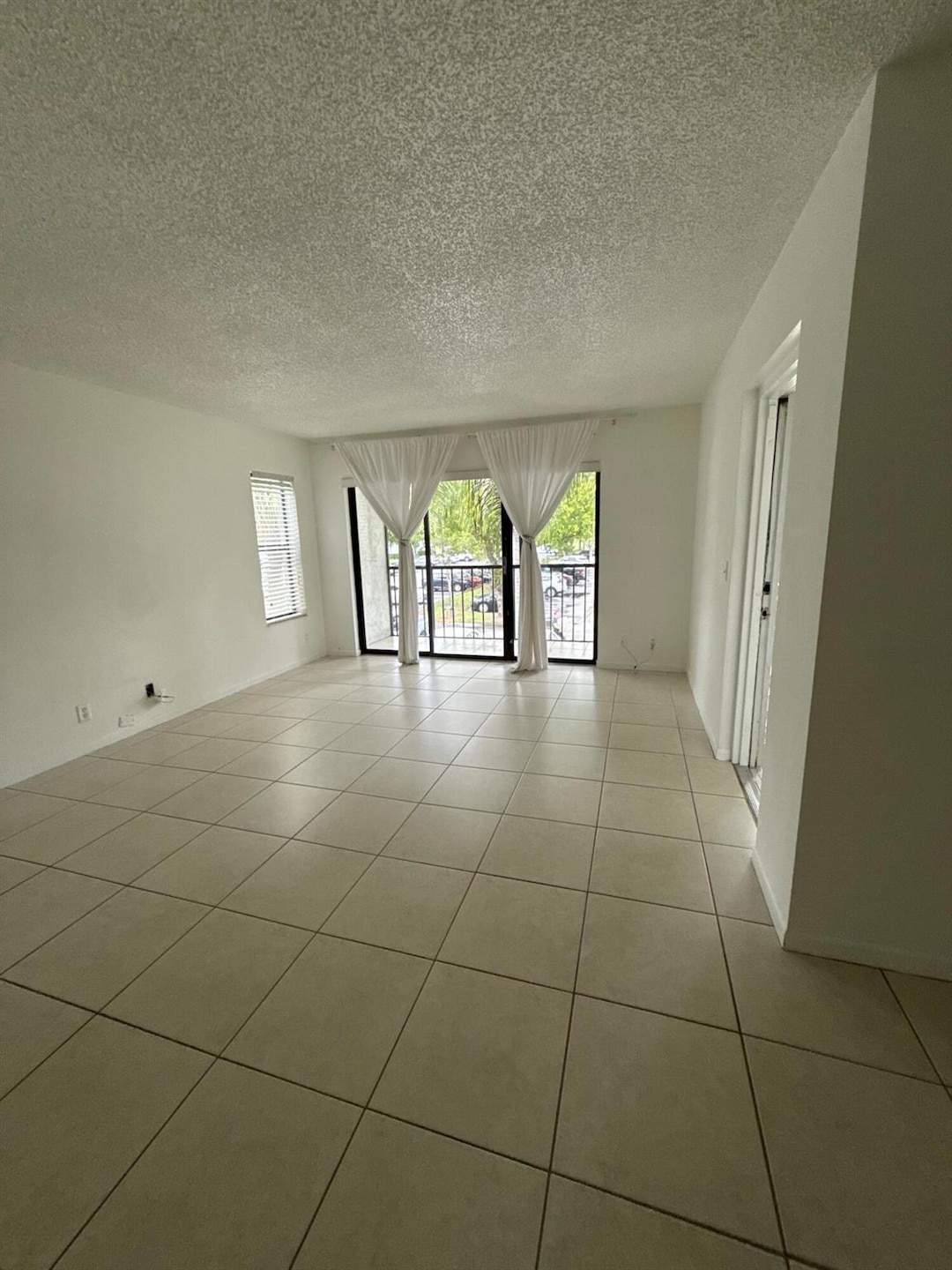 For Rent $1,900/month