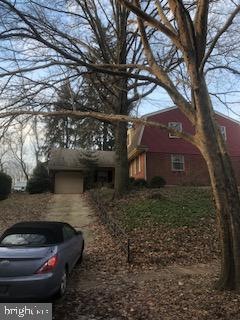 611 Amberley Rd, Wilmington, DE 19803 - photo 1