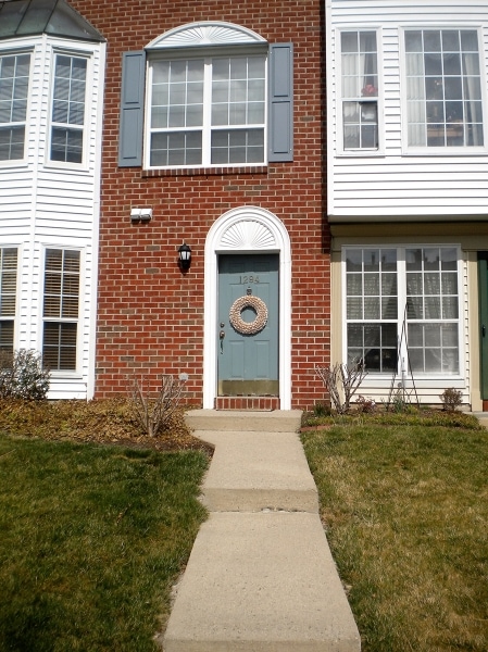 1294 Hibuscus Ct, Mahwah, NJ 07430 - photo 1