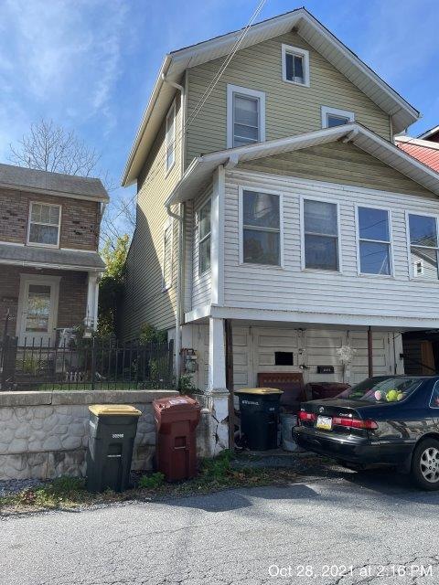 3225 Water St, Whitehall, PA 18052 - photo 1