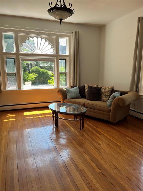 38 Rhode Island Ave unit 1, Newport, RI 02840 - photo 1