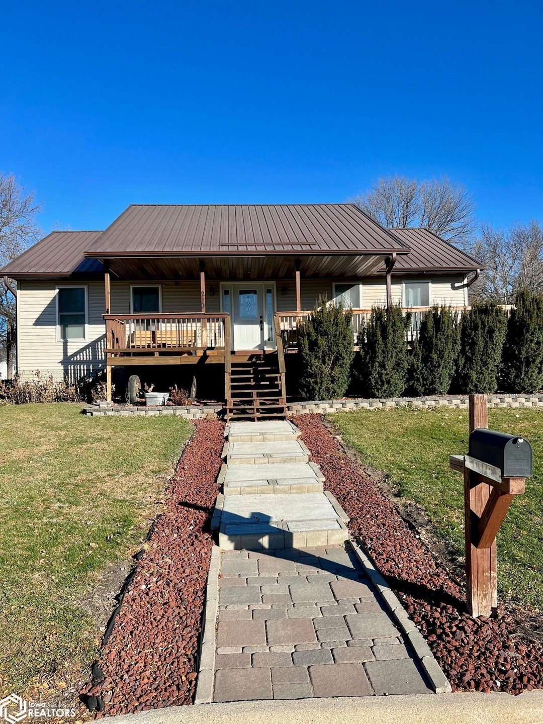 219 8th Ave SE, Clarion, IA 50525 MLS 6313202