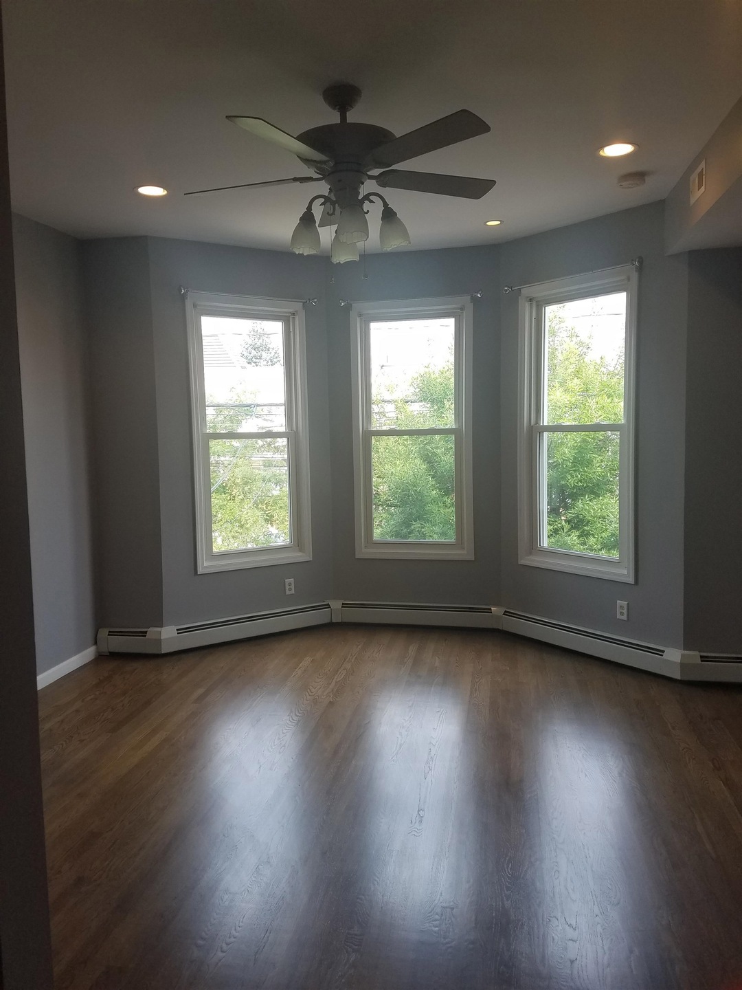 2512 Palisade Ave unit 2, Weehawken, NJ 07086 - photo 1