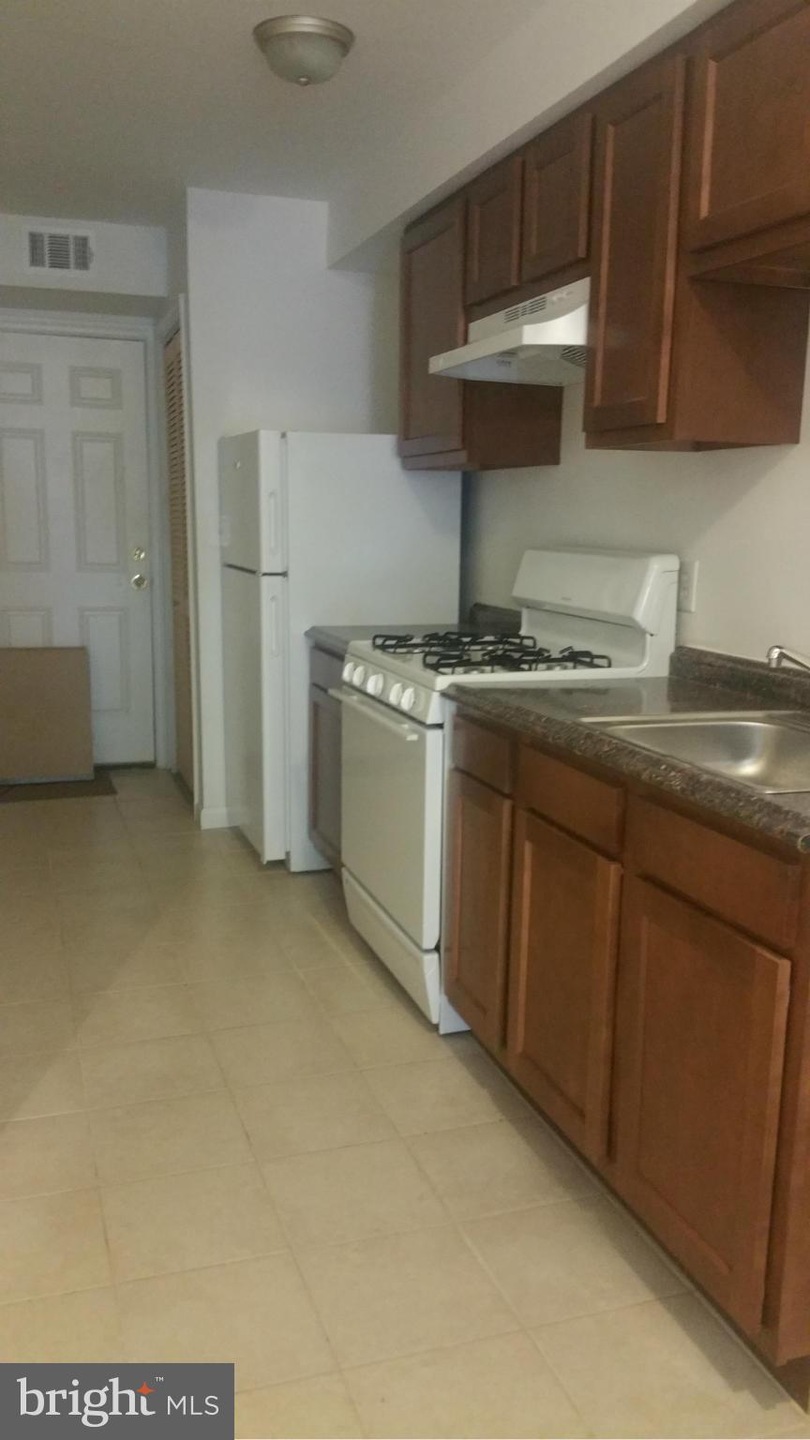 5421 C St SE, Washington, DC 20019 - photo 1