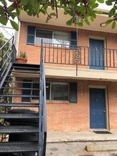 Welcome to the charming building located in Magnol