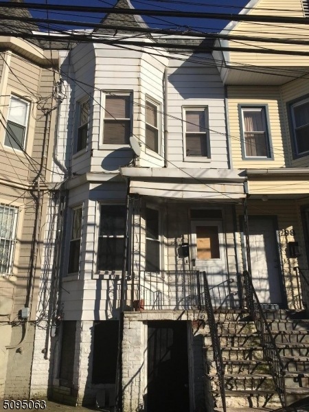 296 S 9th St, Newark, NJ 07103 - photo 1