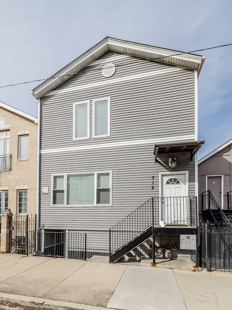 712 N Willard Ct unit CH, Chicago, IL 60642 - photo 1