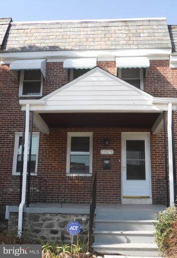 828 Lyndhurst St, Baltimore, MD 21229 - photo 1